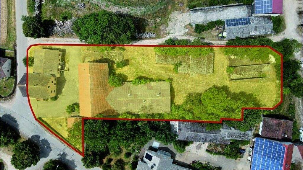 Einfamilienhaus zum Kauf 399.000 € 7 Zimmer 167 m² 3.752 m² Grundstück Indernbuch Burgsalach 91790