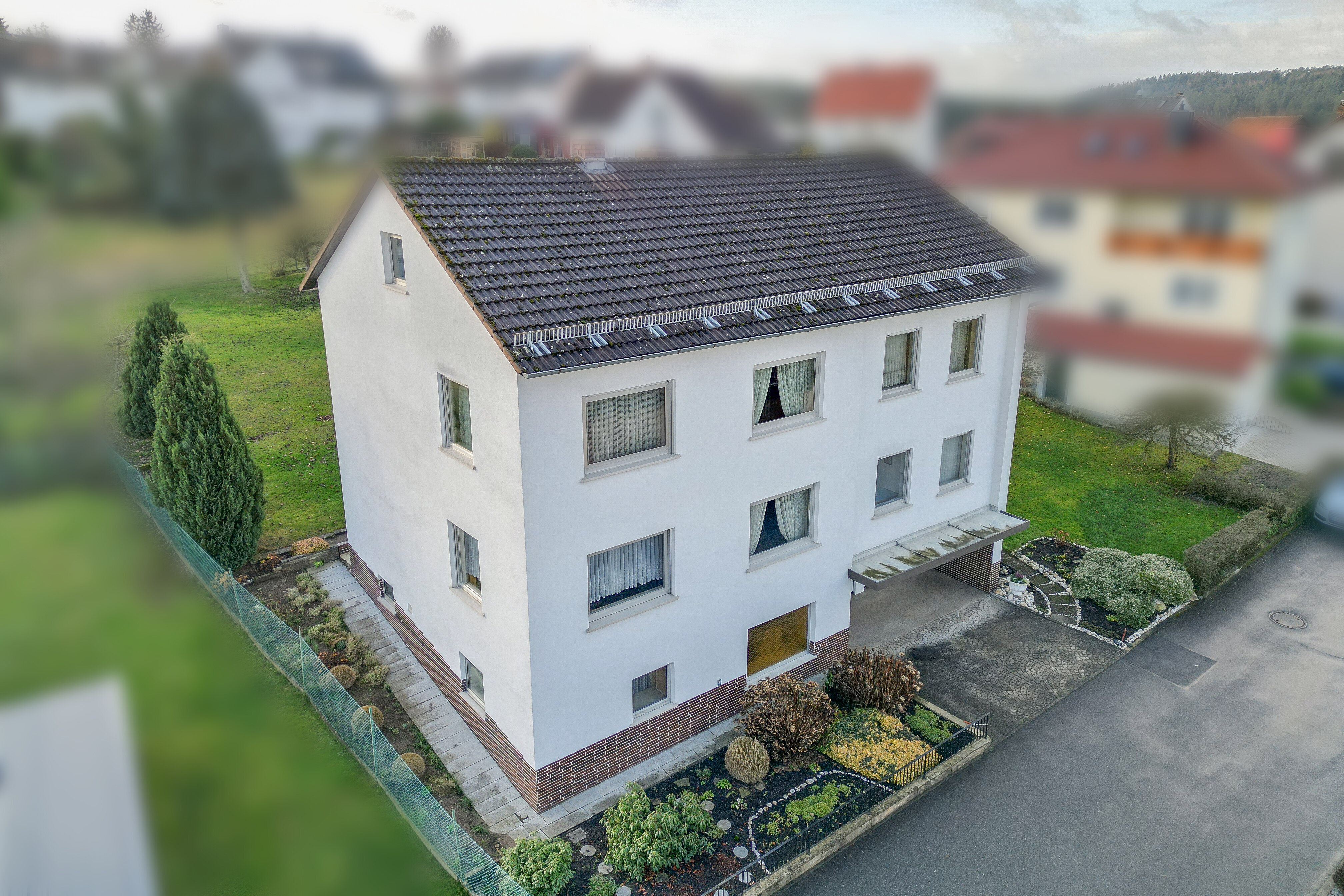 Einfamilienhaus zum Kauf 178.000 € 7 Zimmer 192 m²<br/>Wohnfläche 914 m²<br/>Grundstück Schneckenlohe Schneckenlohe 96277