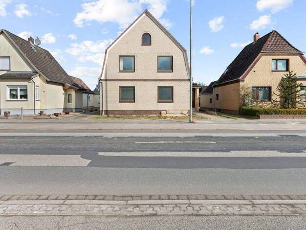 Einfamilienhaus zum Kauf 249.000 € 6 Zimmer 130 m² 708 m² Grundstück Tungendorf Neumünster 24536