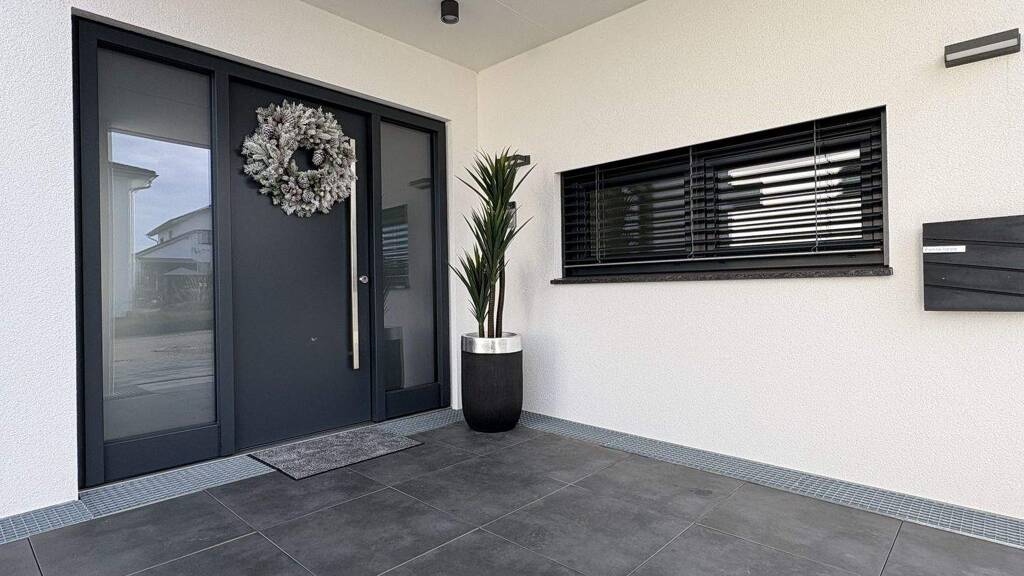 Einfamilienhaus zum Kauf 735.000 € 6 Zimmer 257 m² 626 m² Grundstück frei ab sofort Krauchenwies 72505