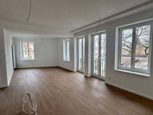Wohnung zur Miete 890 € 3 Zimmer 87,7 m² 1. Geschoss frei ab 01.03.2026 Ellwangen 73479