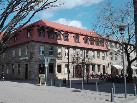 Büro zur Miete provisionsfrei 2.871 € 12 Zimmer 261 m² Bürofläche Neustädter Kirchenplatz 2 Innenstadt Erlangen 91054