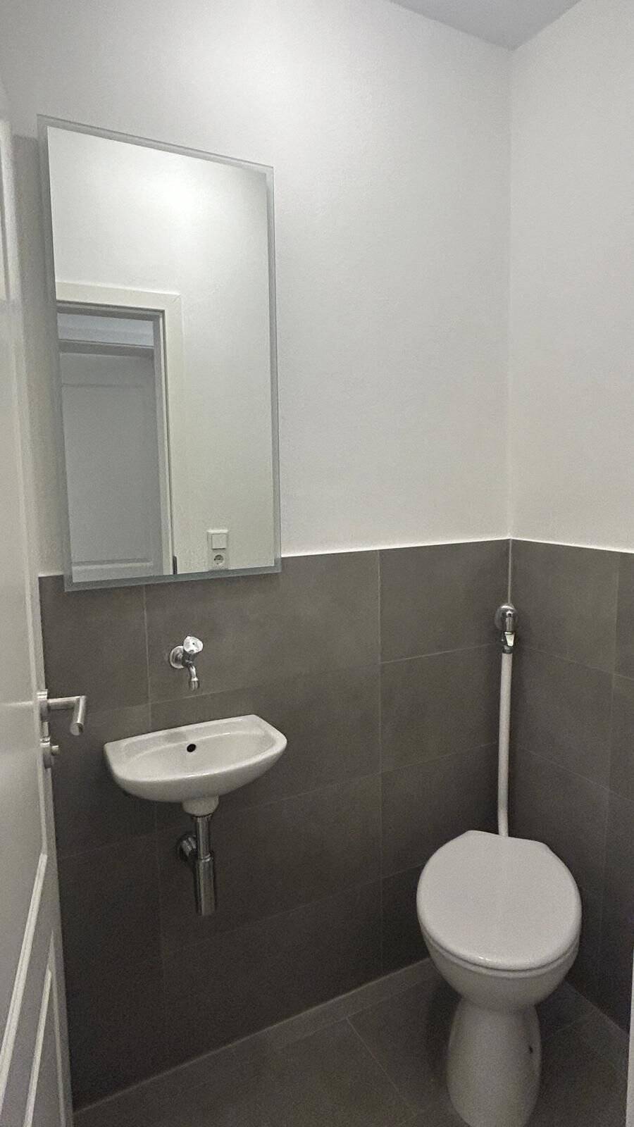 Property thumbnail 16