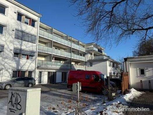 Wohnung zur Miete 820 € 2 Zimmer 64,8 m² 3. Geschoss Burghausen 84489
