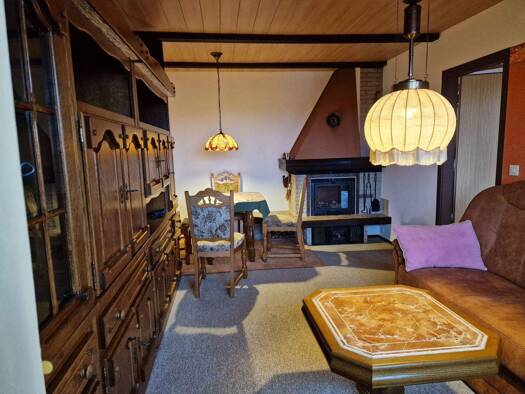 Haus zum Kauf 75.000 € 3 Zimmer 65 m² 465 m² Grundstück Oelsnitz 08606