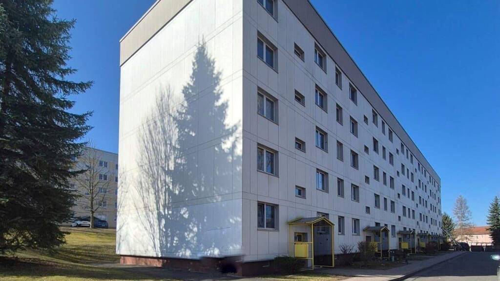 Wohnung zur Miete 320 € 2 Zimmer 55 m² 1. Geschoss frei ab sofort Thomas-Müntzer-Straße 31 Neustadt Neustadt an der Orla 07806