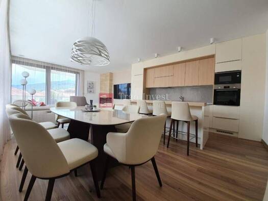 Wohnung zur Miete 3.000 € 3 Zimmer 100 m² Geschoss 1/2 Opatija - Centar, Opatija Opatija 51410