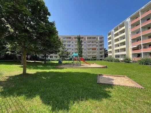Wohnung zur Miete 199 € 1 Zimmer 35 m² 8. Geschoss frei ab sofort Neuplanitzer Straße 37 Neuplanitz Zwickau 08062