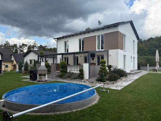 Einfamilienhaus zum Kauf 695.000 € 6 Zimmer 227,9 m² 903 m² Grundstück Haidhof Maxhütte-Haidhof 93142