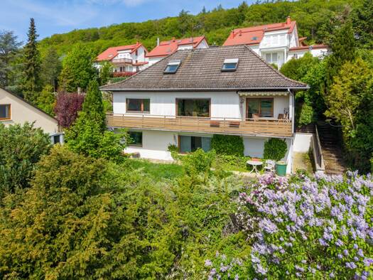 Einfamilienhaus zum Kauf provisionsfrei 715.000 € 10 Zimmer 247 m² 860 m² Grundstück Engenhahn Niedernhausen 65527