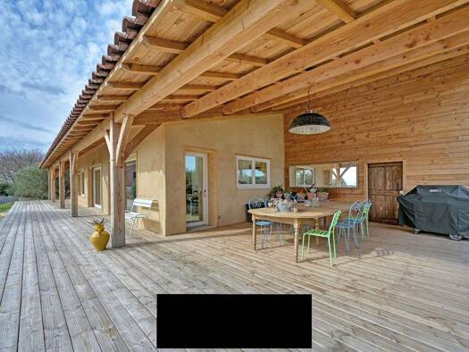 Einfamilienhaus zum Kauf 800.000 € 7 Zimmer 150 m² 1.750 m² Grundstück UZES 30700