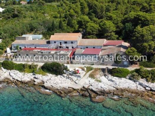 Haus zum Kauf 1.750.000 € 1.000 m² Hvar