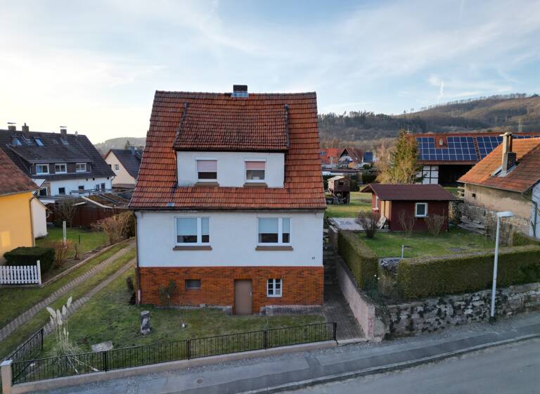 Einfamilienhaus zum Kauf 175.000 € 7 Zimmer 170 m²<br/>Wohnfläche 1.209 m²<br/>Grundstück Unterrieden Witzenhausen 37214
