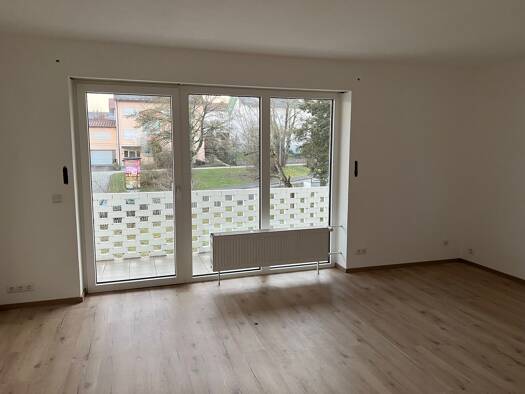 Wohnung zur Miete 1.000 € 3,5 Zimmer 93 m² Geschoss 1/2 frei ab 01.02.2026 Taufkirchen, Vils Taufkirchen 84416
