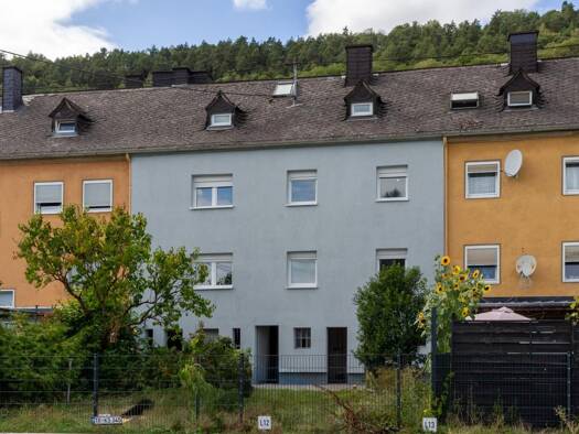 Mehrfamilienhaus zum Kauf provisionsfrei 335.000 € 8 Zimmer 169,8 m² 243 m² Grundstück frei ab sofort Ehrang Trier 54293