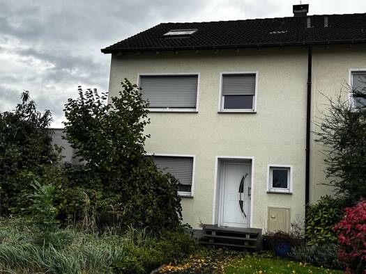 Doppelhaushälfte zum Kauf 265.000 € 5 Zimmer 139 m² 356 m² Grundstück Erwitte Erwitte 59597