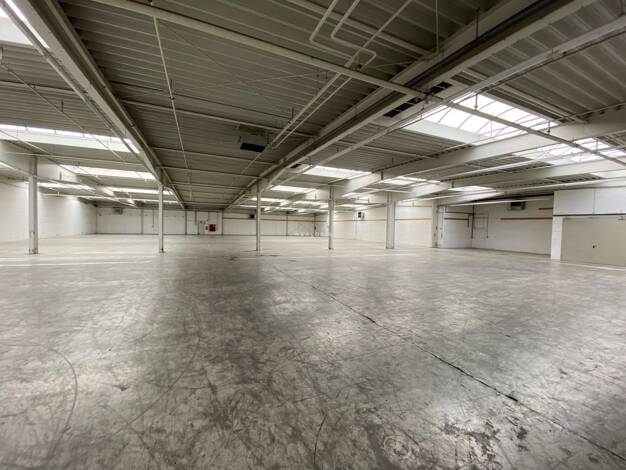 Halle/Industriefläche zur Miete 7.390 m² Lagerfläche teilbar ab 1.990 m² Hannover 30559