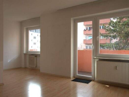 Studio zum Kauf 199.000 € 1 Zimmer 29 m² frei ab sofort Untergiesing-Harlaching München 81543