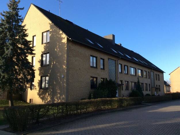 Wohnung zur Miete 757 € 2,5 Zimmer 70,4 m² frei ab 12.08.2025 Rosentwiete 20 Uetersen 25436