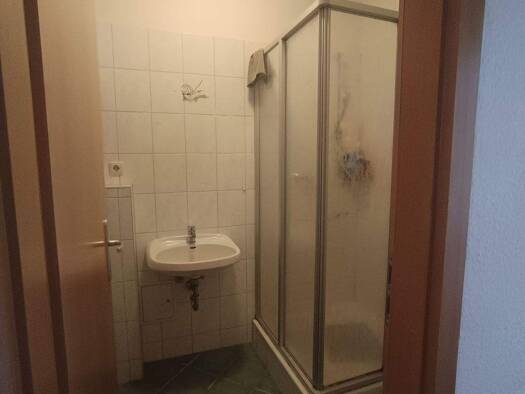 Wohnung zur Miete 245 € 2 Zimmer 44,5 m² frei ab sofort Markt 4 Schneeberg 08289