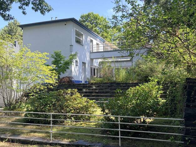Villa zum Kauf provisionsfrei 1.550.000 € 6 Zimmer 215 m² 1.423 m² Grundstück Kleinmachnow 14532