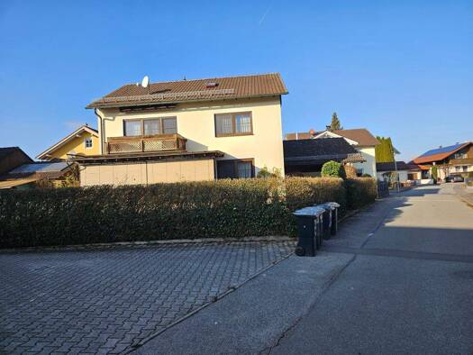 Einfamilienhaus zum Kauf 380.000 € 6 Zimmer 158 m² 644 m² Grundstück frei ab sofort Niederalteich 94557