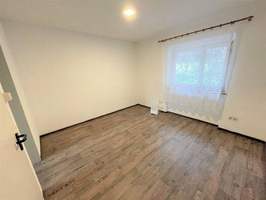 Studio zur Miete 350 € 1 Zimmer 28 m² EG Sengenthal 92369