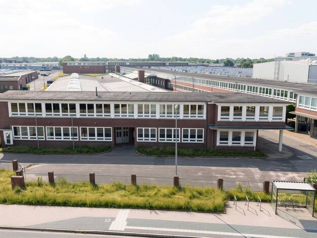 Lagerhalle zur Miete provisionsfrei 2.800 m² Lagerfläche teilbar ab 106 m² Roffhausen Schortens 26419