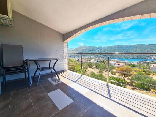 Einfamilienhaus zum Kauf 560.000 € 16 Zimmer 248 m² Grebaštica, Šibenik - Okolica Šibenik 22000