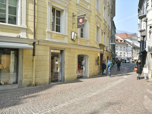 Laden zum Kauf 650.000 € 80,7 m² Verkaufsfläche Altenmarktgasse 1 Brixen 39042