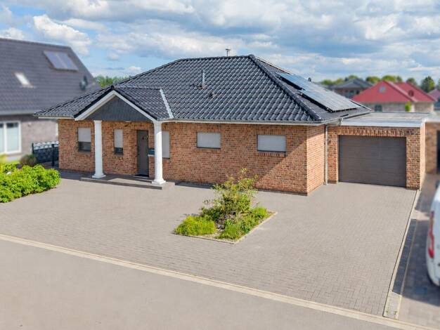 Bungalow zum Kauf 469.000 € 3 Zimmer 121 m² 801 m² Grundstück Wiesmoor Wiesmoor 26639