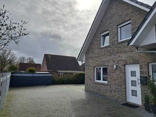 Doppelhaushälfte zur Miete 1.150 € 7 Zimmer 120 m² 350 m² Grundstück frei ab 01.11.2026 Aschendorf Papenburg 26871