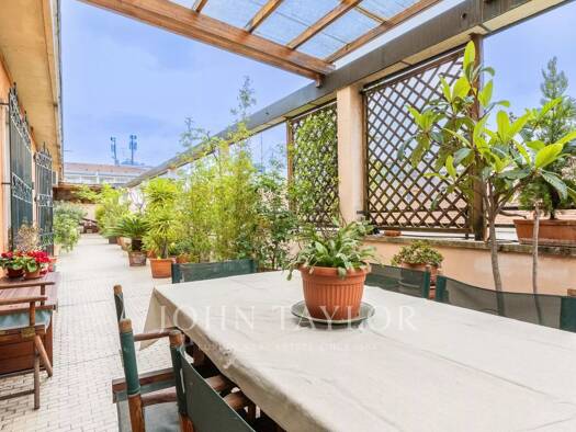 Studio zum Kauf provisionsfrei 240 m² 5. Geschoss Milano 20145