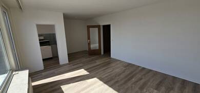Wohnung zur Miete 684 € 2 Zimmer 57 m² Dachgeschoss frei ab sofort Ickerswarder Str. Wersten Düsseldorf 40589