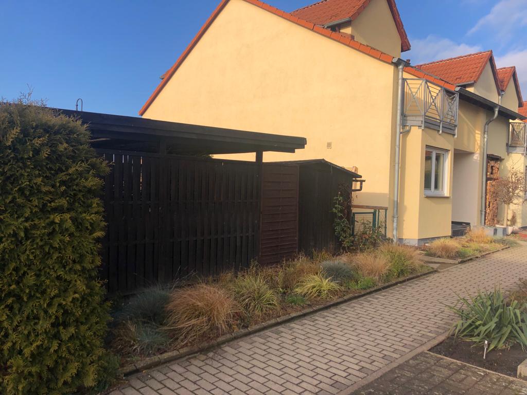 Reihenendhaus zum Kauf provisionsfrei 360.000 € 4 Zimmer 129 m²<br/>Wohnfläche 309 m²<br/>Grundstück ab sofort<br/>Verfügbarkeit Das Kurze Feld Frienstedt Erfurt 99092