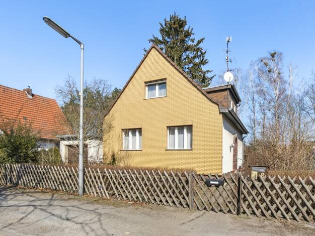 Einfamilienhaus zum Kauf 495.000 € 4,5 Zimmer 94 m² 680 m² Grundstück Heiligensee Berlin 13503