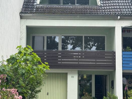 Reihenmittelhaus zum Kauf 345.000 € 4 Zimmer 106 m² 282,5 m² Grundstück Lehesterdeich Ost 28357
