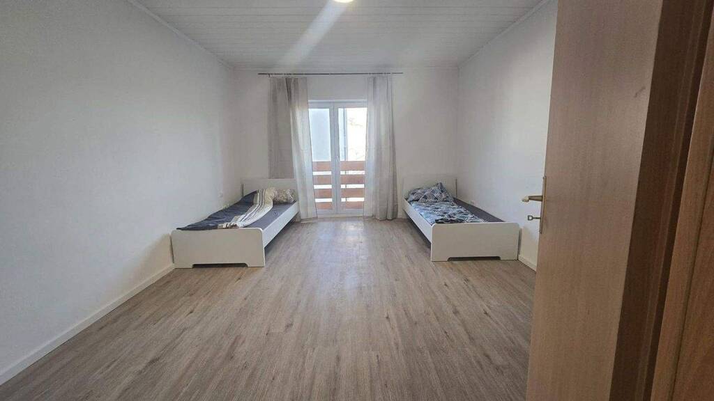 Mehrfamilienhaus zur Miete 17 Zimmer 400 m² 550 m² Grundstück Ergolding 84030