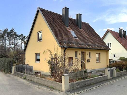 Einfamilienhaus zum Kauf 289.000 € 5,5 Zimmer 140 m² 710 m² Grundstück Hammerweg Weiden 92637