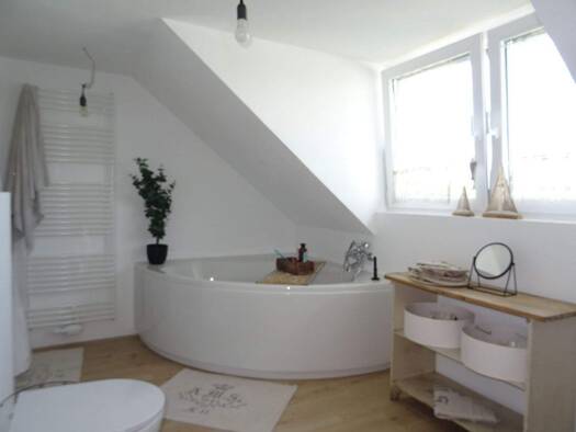 Mehrfamilienhaus zum Kauf 259.500 € 12 Zimmer 250 m² 469 m² Grundstück Zeulenroda Zeulenroda-Triebes 07937