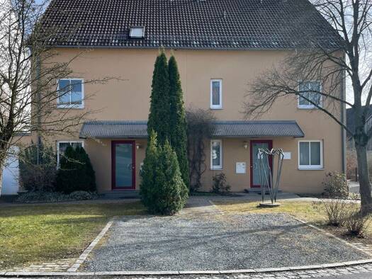 Mehrfamilienhaus zum Kauf als Kapitalanlage geeignet 792.000 € 8 Zimmer 280 m² 730 m² Grundstück Pirk Pirk 92712