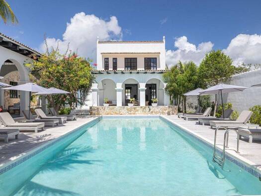 Villa zum Kauf 2.975.875 € 8 Zimmer 10.764 m² 25.296 m² Grundstück Calle 65 Sur Tulum Municipality 77765