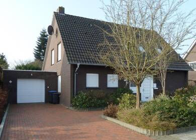 Einfamilienhaus zur Miete 1.000 € 6 Zimmer 185 m² 930 m² Grundstück frei ab 01.08.2025 Bokel Papenburg-Untenende 26871