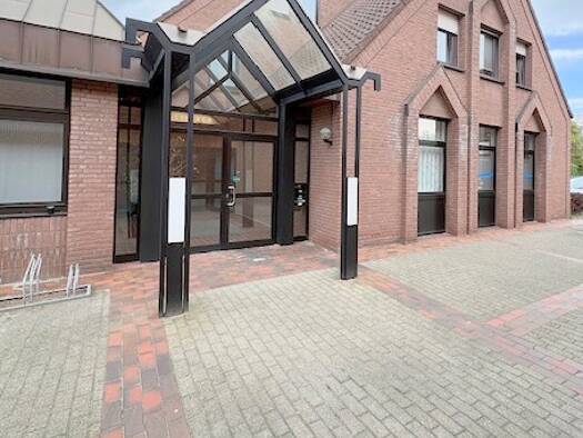 Bürofläche zur Miete provisionsfrei 1.350 € 6 Zimmer 72 m² Bürofläche Papenburg Papenburg 26871
