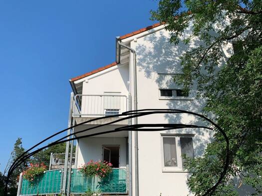 Maisonette zur Miete 1.035 € 4,5 Zimmer 96 m² Geschoss 1/2 frei ab 01.10.2026 Alt-Saarbrücken Saarbrücken 66117