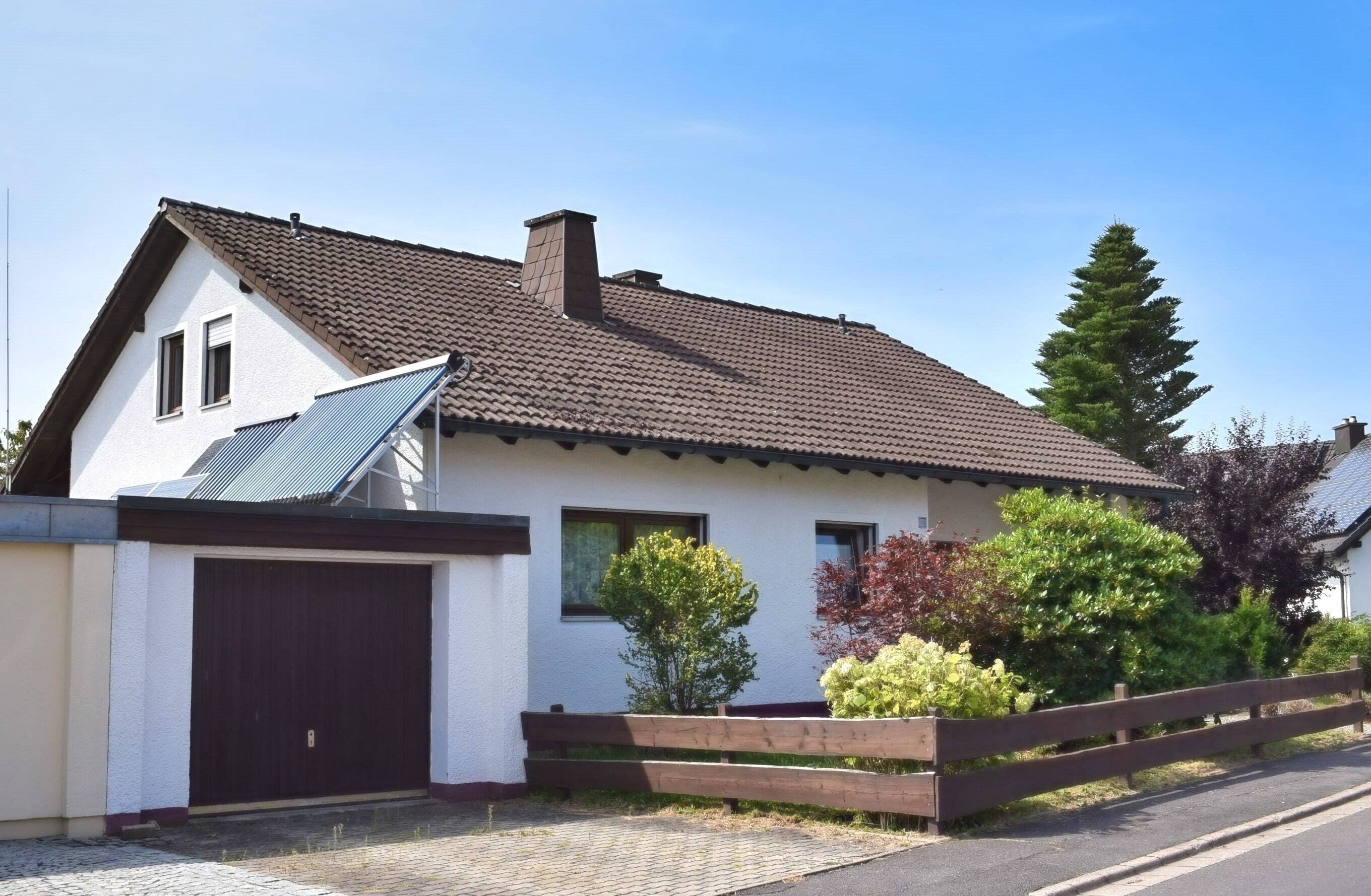 Einfamilienhaus zum Kauf 269.000 € 5,5 Zimmer 148 m²<br/>Wohnfläche 839 m²<br/>Grundstück Ebnath Ebnath 95683