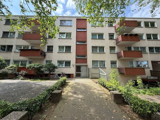 Wohnung zum Kauf 89.000 € 2 Zimmer 66 m² 2. Geschoss Hochemmerich Duisburg 47226