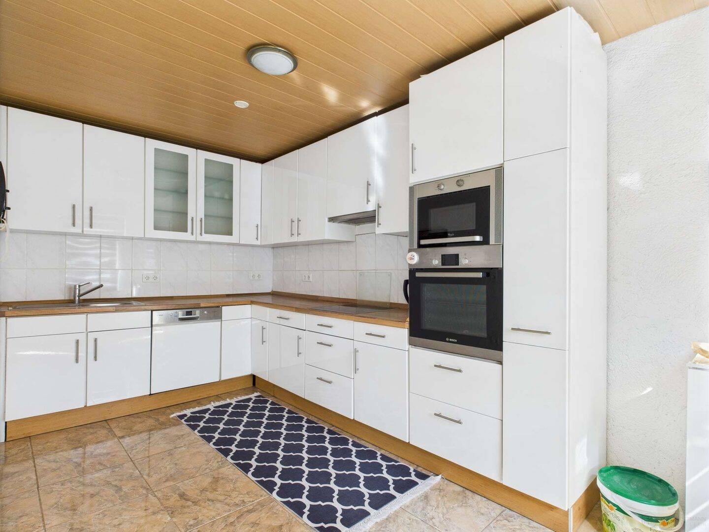 Property thumbnail 16