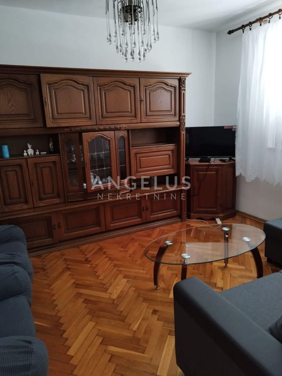 Wohnung zur Miete 1.400 € 2 Zimmer 55 m²<br/>Wohnfläche 1.<br/>Geschoss Antonci 52440