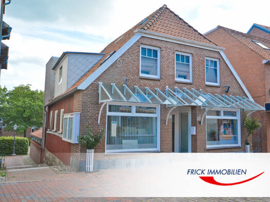 Stadthaus zum Kauf 599.000 € 7,5 Zimmer 107 m² 370 m² Grundstück Oldenburg Oldenburg in Holstein 23758